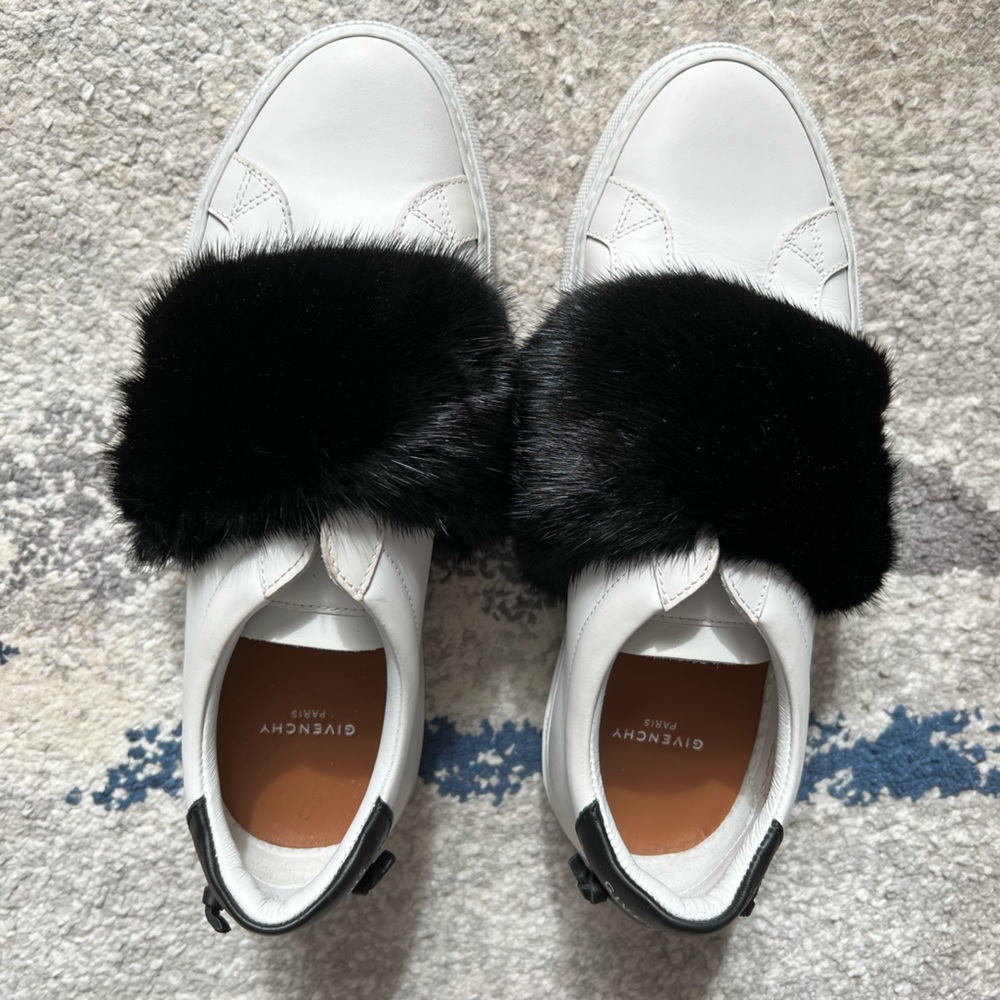 Givenchy Authentic Urban Knot Mink Brand New Sneakers